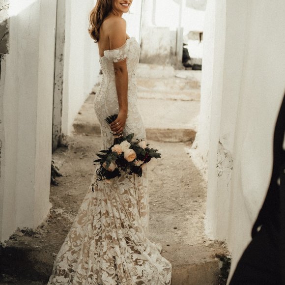 PRONOVIAS Atelier Rani Wedding Gown - Picture 5 of 6